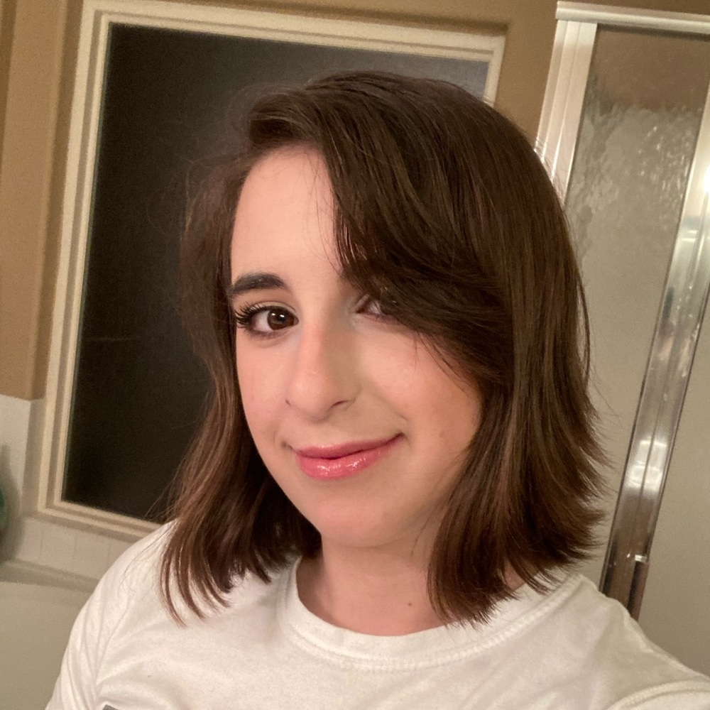 Meet your Posher, Madi